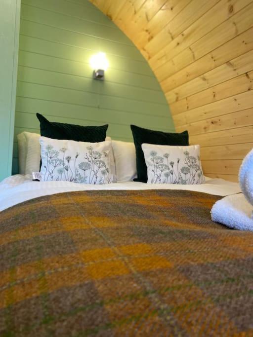 Seaview Lodges At Torlinnhe Fort William Exteriér fotografie